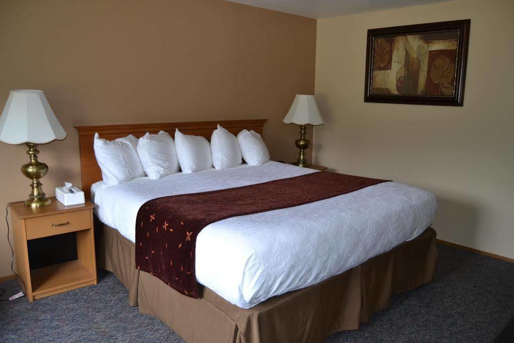 Cowlitz River Lodge Packwood Bagian luar foto